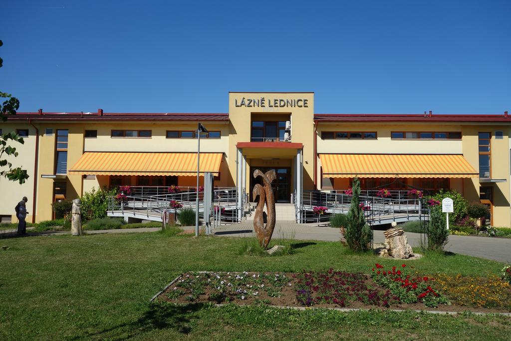 Lednicko-valticky Hlohovec